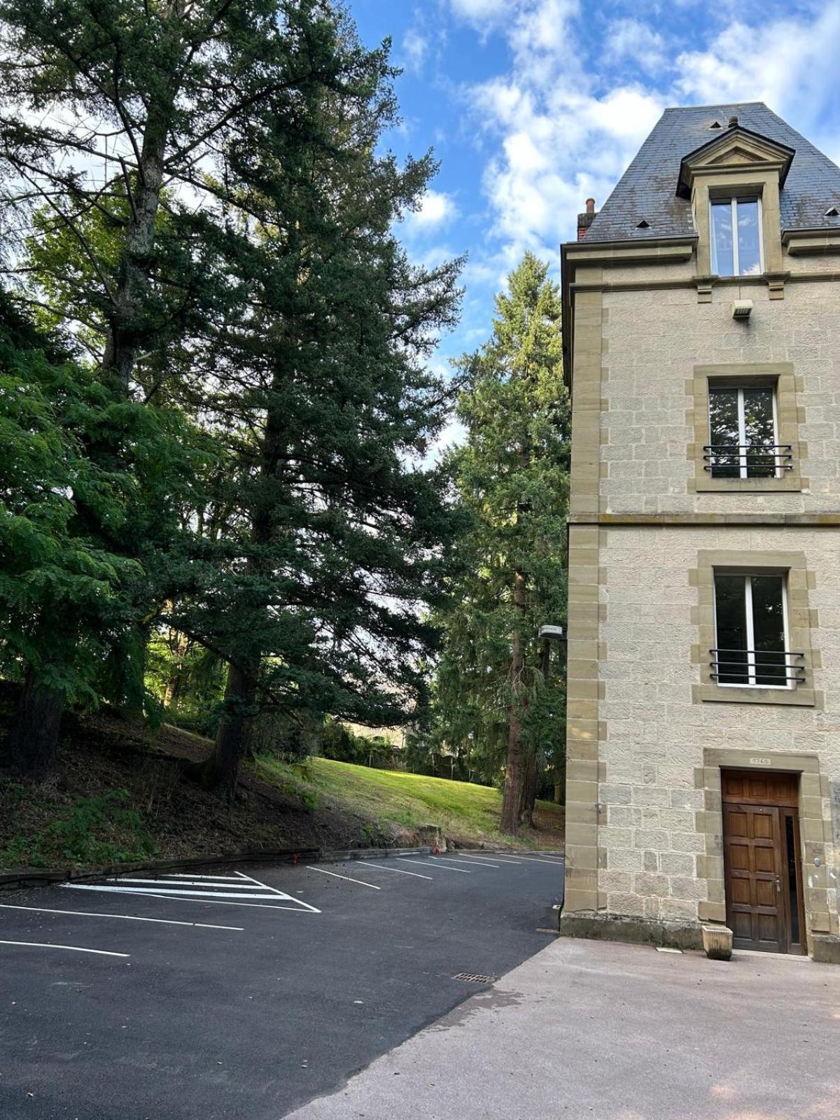 Apartamento Chateau De Serignac Malemort Exterior foto